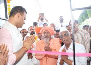 जनसेवा कार्यालयाचे थाटात उद्घाटन