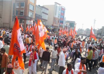 रॅली काढून महाविकास आघाडीचे शक्ती प्रदर्शन