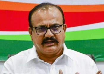 सपकाळ यांच्या नेतृत्वात काँग्रेसची पदयात्रा